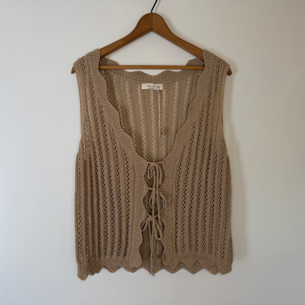 Crochet Top Tie Front Vest L Tan Coastal Cowgirl Boho Festival Desert